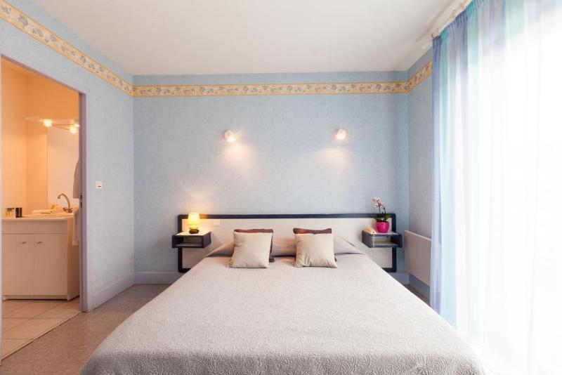 L'Oustal De Vezac Hotell Exteriör bild