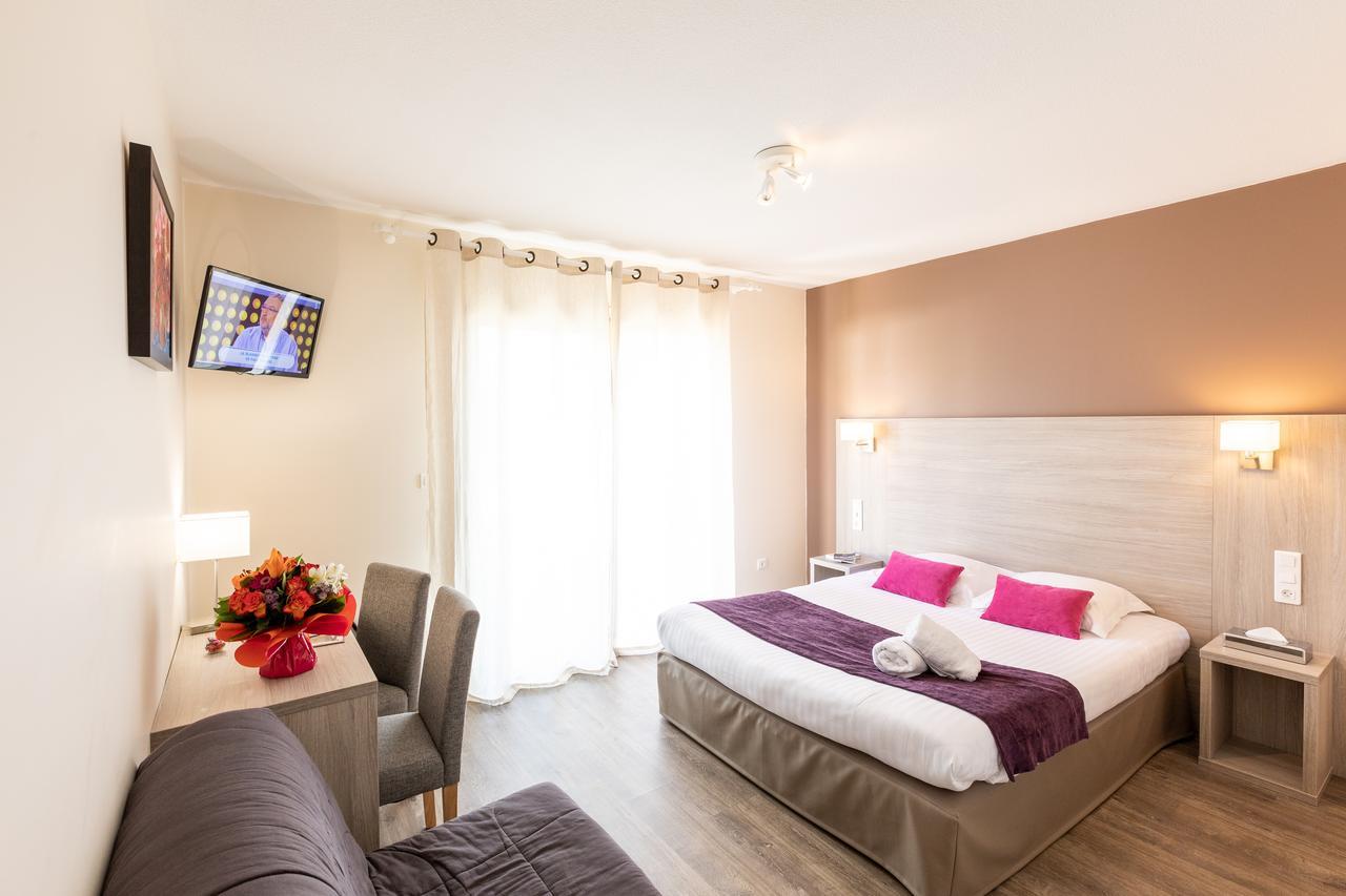 L'Oustal De Vezac Hotell Exteriör bild