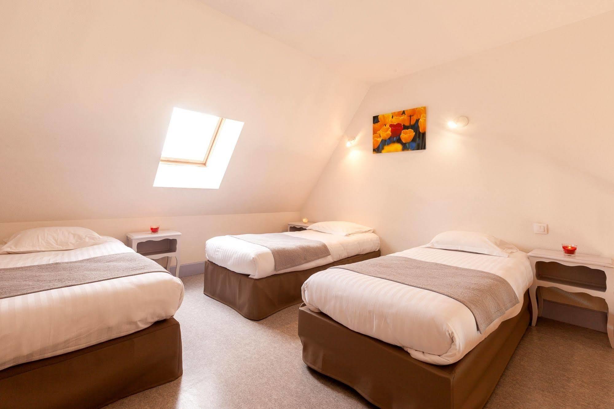 L'Oustal De Vezac Hotell Exteriör bild