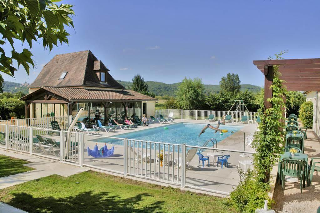 L'Oustal De Vezac Hotell Exteriör bild